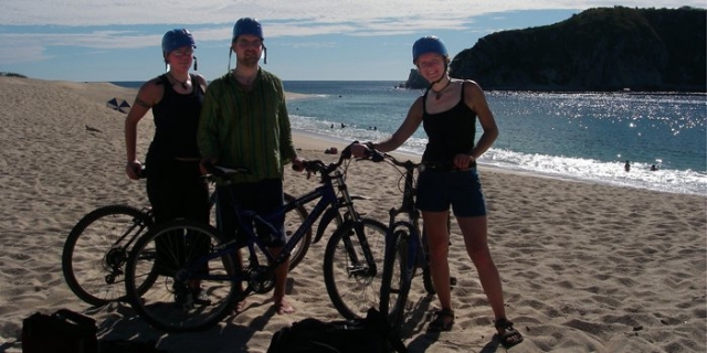  Radfahren am Strand 